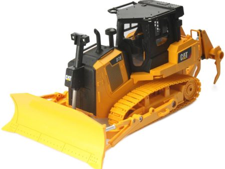 1:24 RC Cat® D7E Track Type Tractor, 25002 Online now