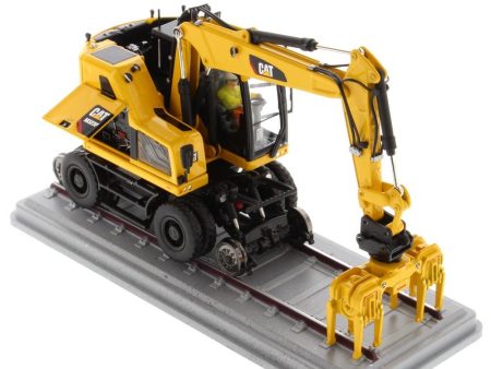 1:50 Cat® M323F Railroad Wheeled Excavator - Safety Yellow Version High Line Series, 85661 Online